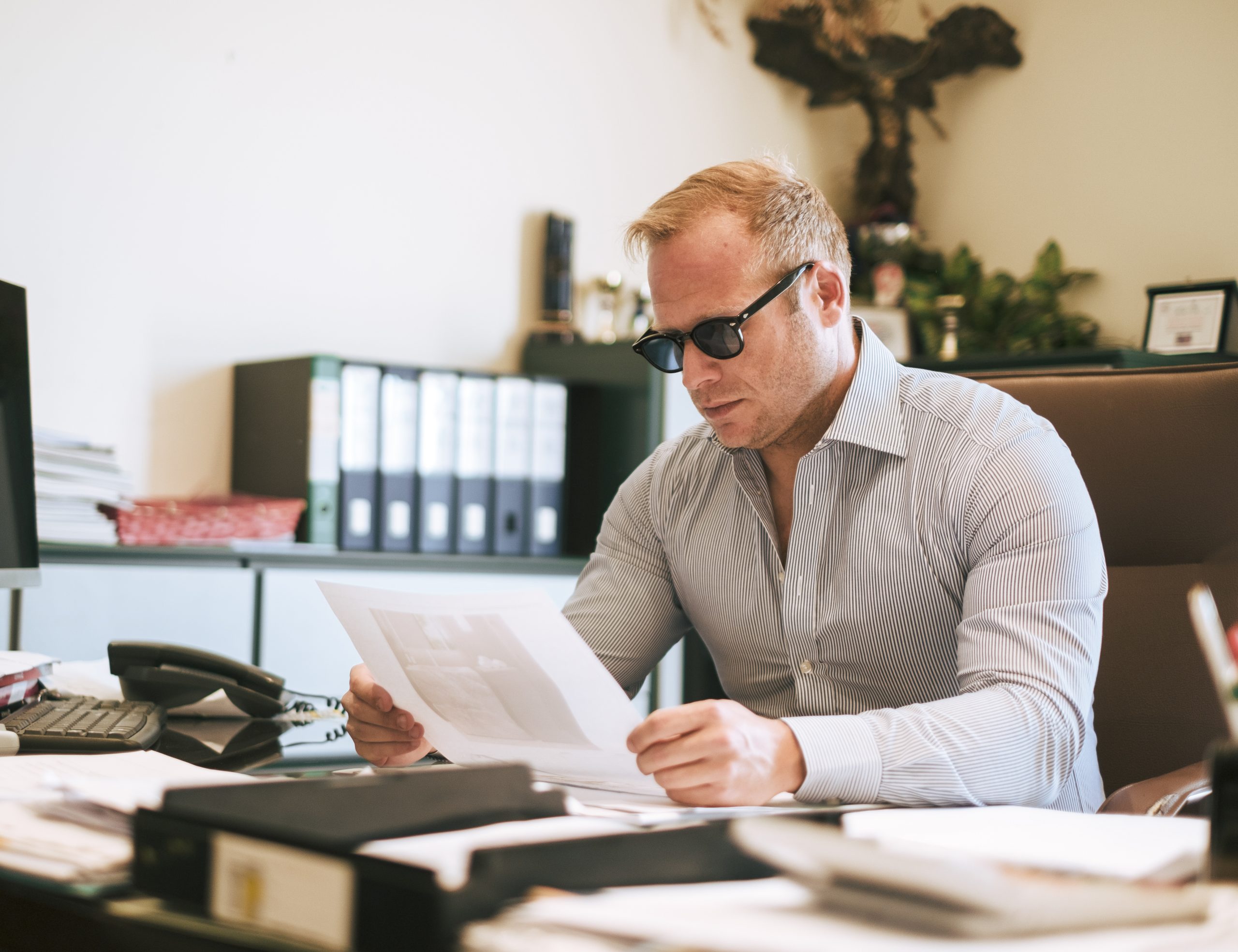 Mario Caucci in ufficio